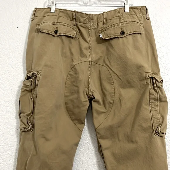 Levi’s 90s Y2K Cargo Baggy Pants